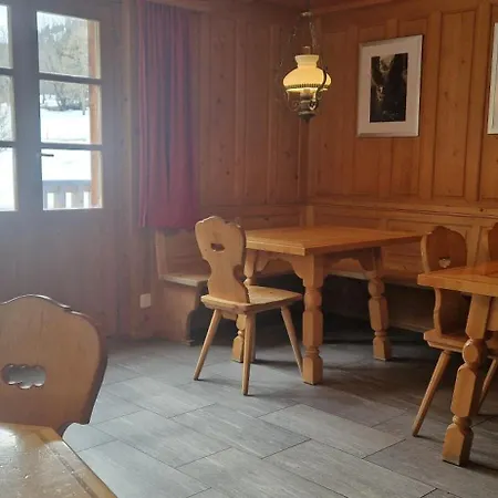 Gasthaus Rathaus * Safien Platz