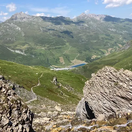 宾馆 Rathaus Safien Platz