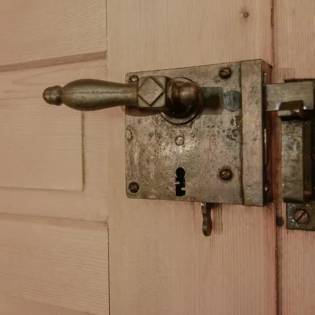 Rathaus * Safien Platz